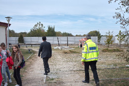 Lucrări de întreținere la mobilierul de joacă de la Grădinița Potigrafu-2017-2 Lucrări de întreținere la mobilierul de joacă de la Grădinița Potigrafu-2017-2